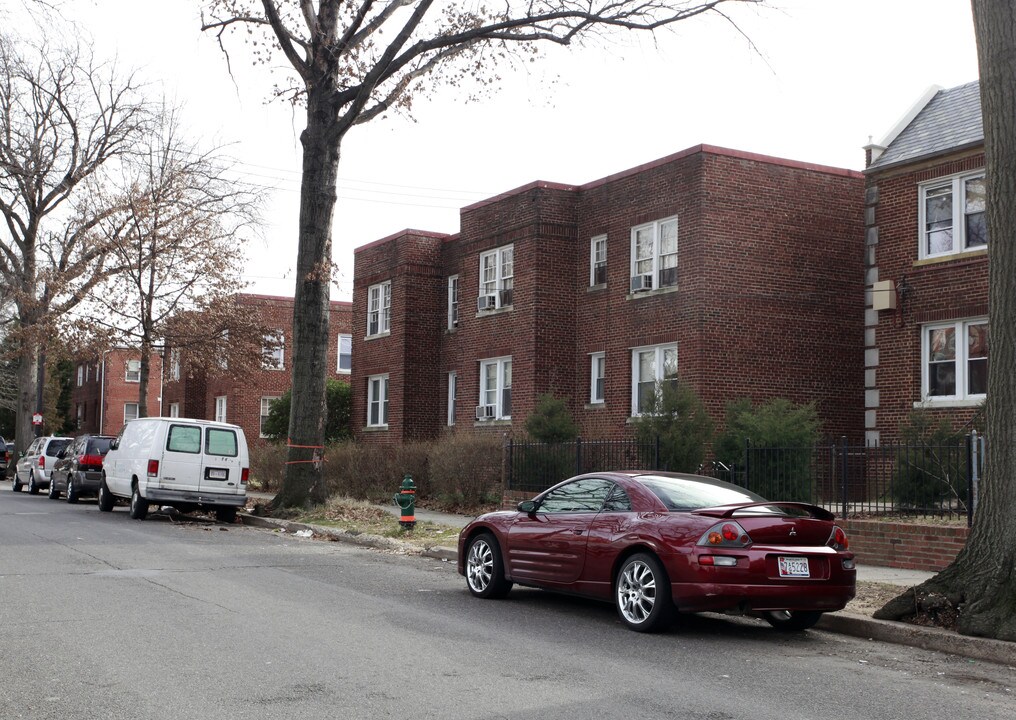 Park View Apartments in Washington, DC - Building Photo