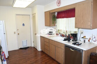 10005 W Pleasant Valley Rd in Sun City, AZ - Building Photo - Building Photo