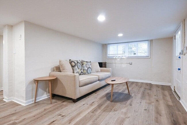 property at 840 Bobbin Mill Rd