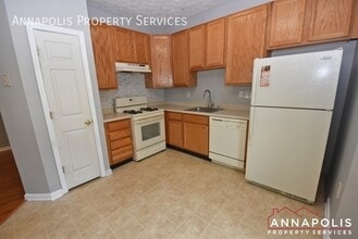 8203 Barrington Ct in Severn, MD - Building Photo - Building Photo