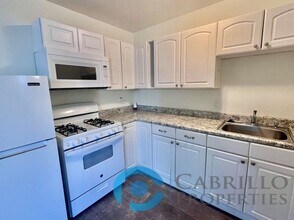 1580 Parrot St in San Diego, CA - Building Photo - Building Photo