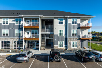 Mill City Apartments in New Richmond, WI - Foto de edificio - Building Photo