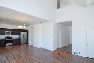7042 N Brook Ridge in Eagle Mountain, UT - Building Photo - Building Photo