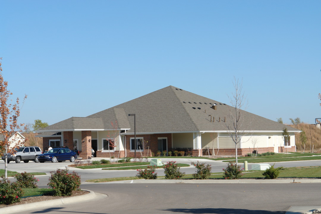 Main Street Place in Haysville, KS - Foto de edificio