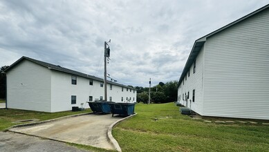 200 Folsom St in Poteau, OK - Building Photo - Building Photo