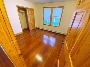 45 Quimby St-Unit -47 in Watertown, MA - Foto de edificio - Building Photo