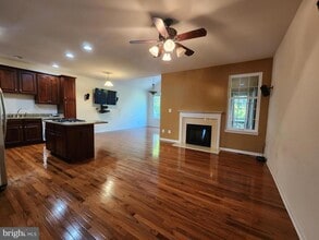 25585 America Square in Chantilly, VA - Building Photo - Building Photo