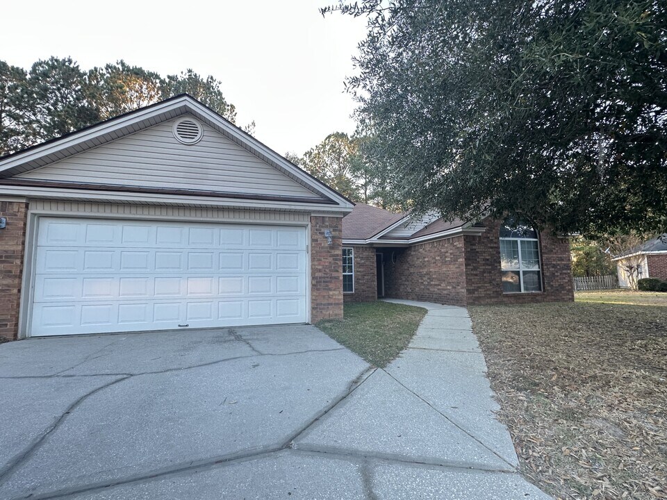 12 Bass Rock Ct in Savannah, GA - Building Photo