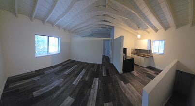 602 SW 5th Ave in Hallandale Beach, FL - Foto de edificio - Building Photo