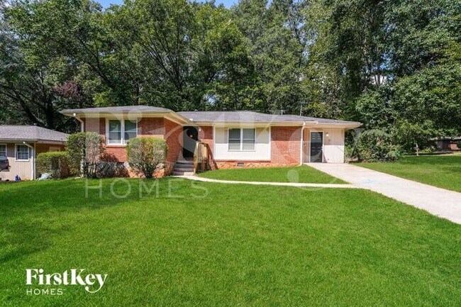 property at 1371 David Cir