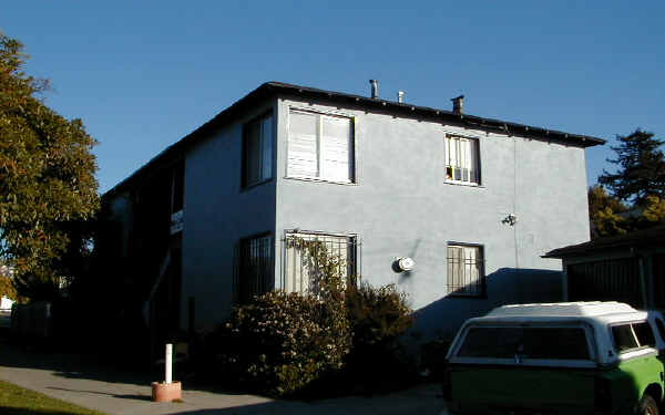 1900 Woolsey St in Berkeley, CA - Building Photo - Building Photo