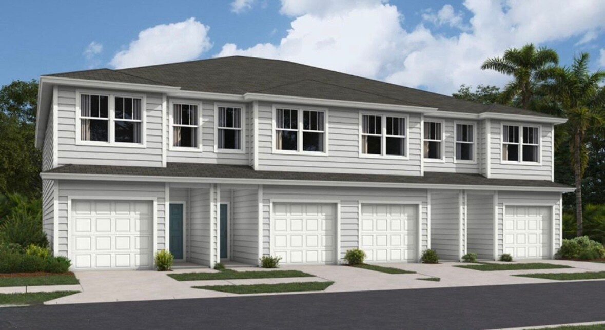 583 Holly Lakes Dr in Orange Park, FL - Building Photo