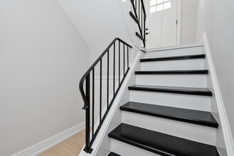 16822 91st Ave in Orland Hills, IL - Building Photo - Building Photo