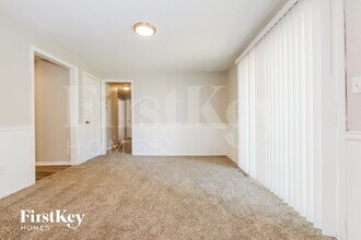 6712 Manchester Ave in Kansas City, MO - Building Photo - Building Photo