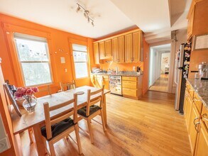 21 Essex St in Cambridge, MA - Building Photo - Building Photo