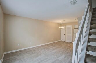 2494 Etiwan Ave in Charleston, SC - Building Photo - Building Photo