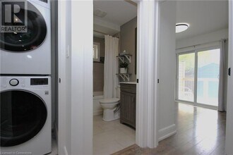 48 Carmen Ave in Hamilton, ON - Building Photo - Building Photo