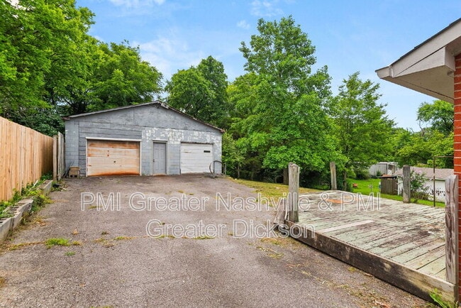 111 River Rd in Hendersonville, TN - Building Photo - Building Photo