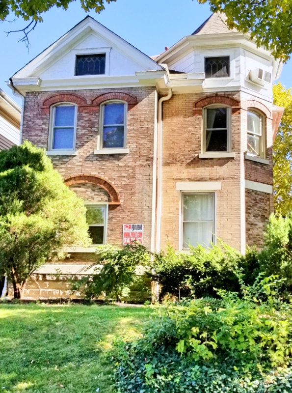 property at 1492 Michigan Ave