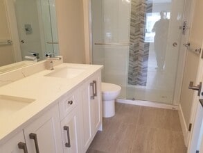 430 Duncan St in New Westminster, BC - Building Photo - Building Photo