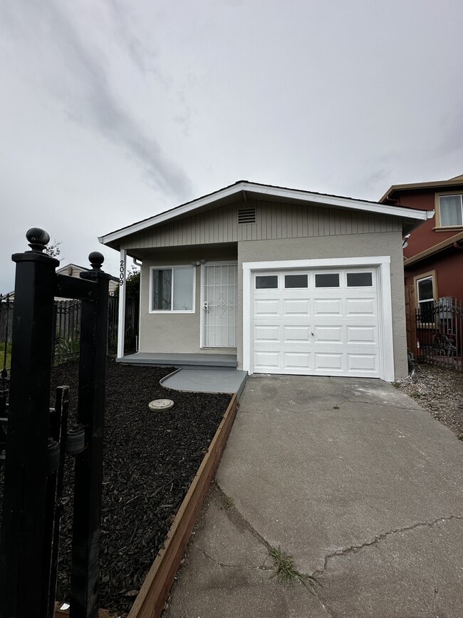 property at 2009 Cutting Blvd