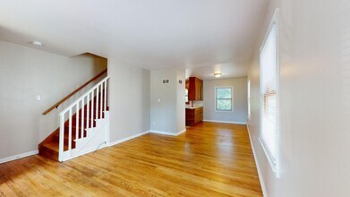 2633 Hunt St in Ames, IA - Building Photo - Building Photo