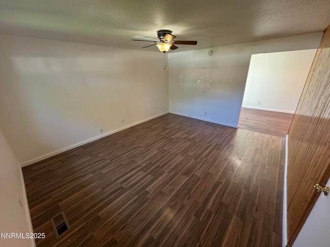 1741 Sue Way in Sparks, NV - Building Photo - Building Photo