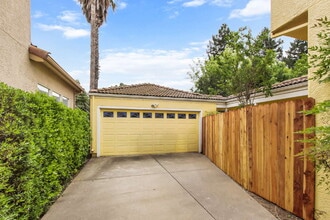1812 Tahoe Pl in Davis, CA - Building Photo - Building Photo