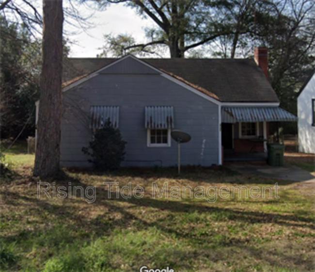 property at 2722 Locust St