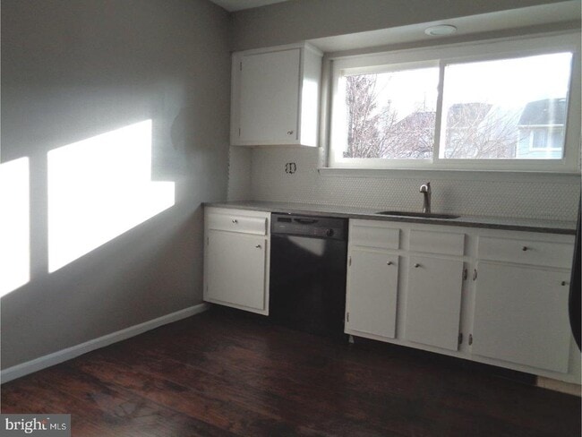 101 Greenridge Cir in Newtown, PA - Building Photo - Building Photo