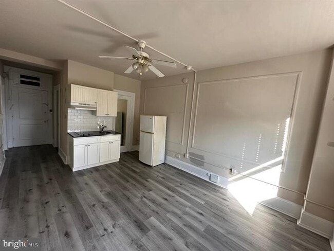 property at 1324 Locust St