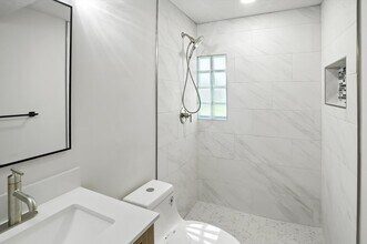 8558 Harvard Park Dr in Sandy, UT - Building Photo - Building Photo