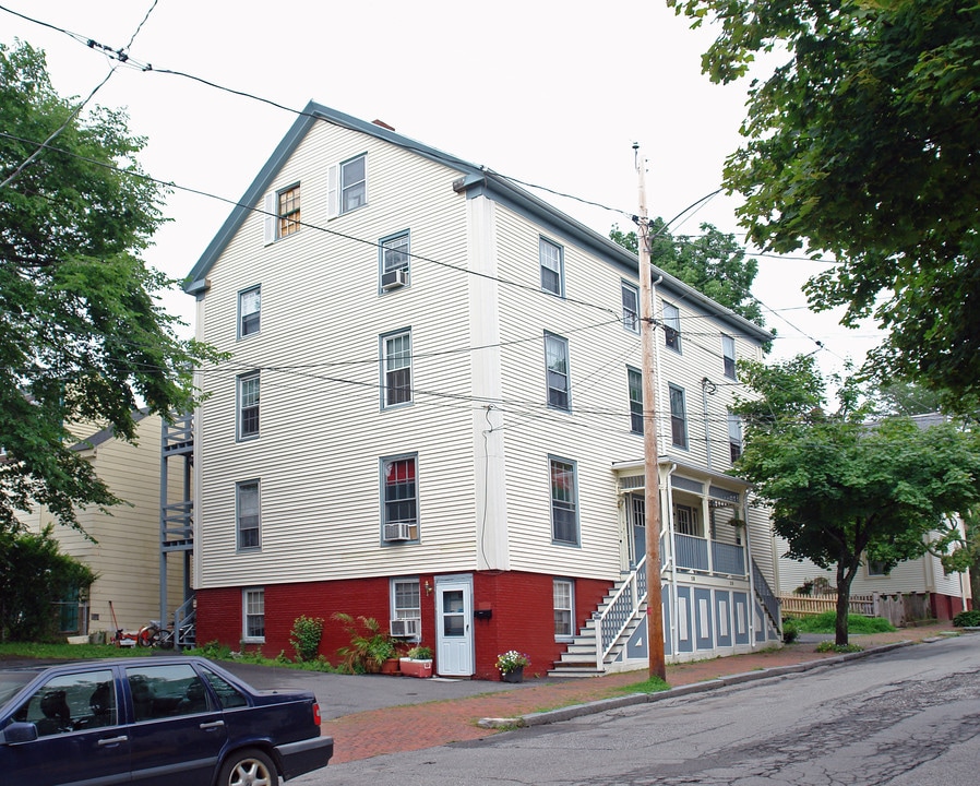 18-20 Munjoy St in Portland, ME - Foto de edificio