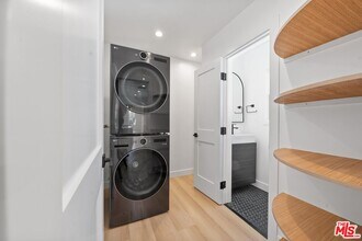 12259 Collins St in Los Angeles, CA - Building Photo - Building Photo