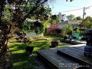 1823 W Cornelia Ave in Chicago, IL - Building Photo - Building Photo