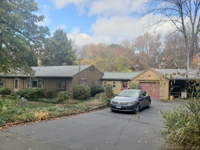 18 Hilltop Dr