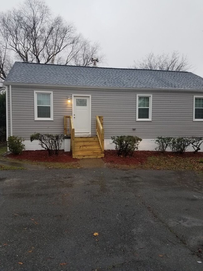 property at 1027 W 48th St