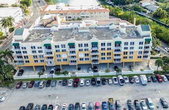 Capo Mar in Miami Beach, FL - Building Photo - Building Photo