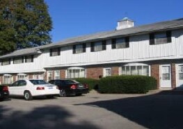 Maple Manor Apartments in Mount Vernon, IL - Building Photo - Building Photo