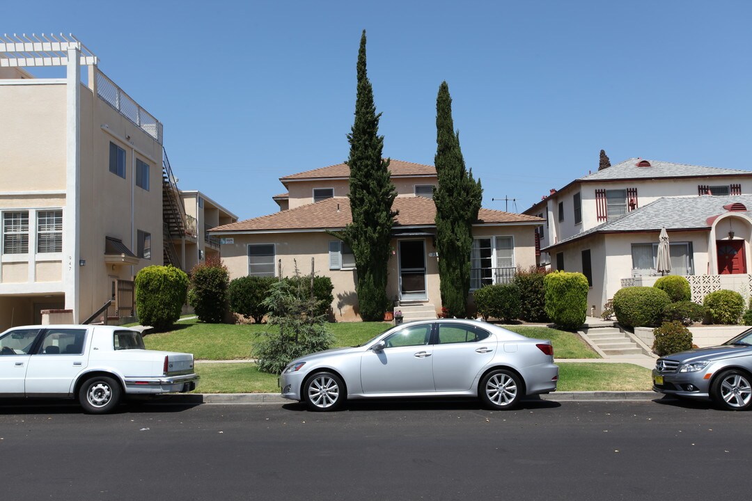 951-955 15th St in Santa Monica, CA - Building Photo