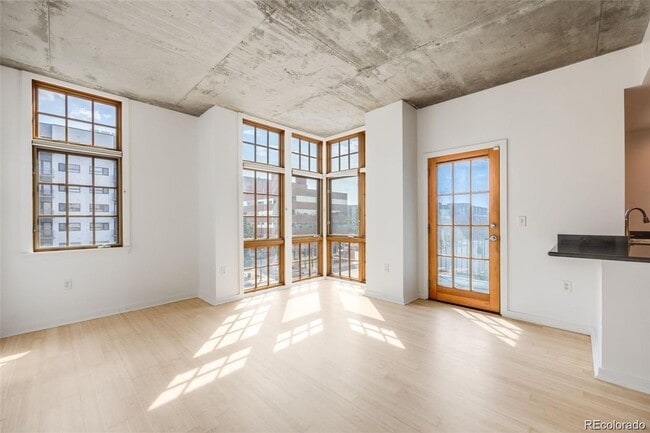 275 S Harrison St in Denver, CO - Building Photo - Building Photo