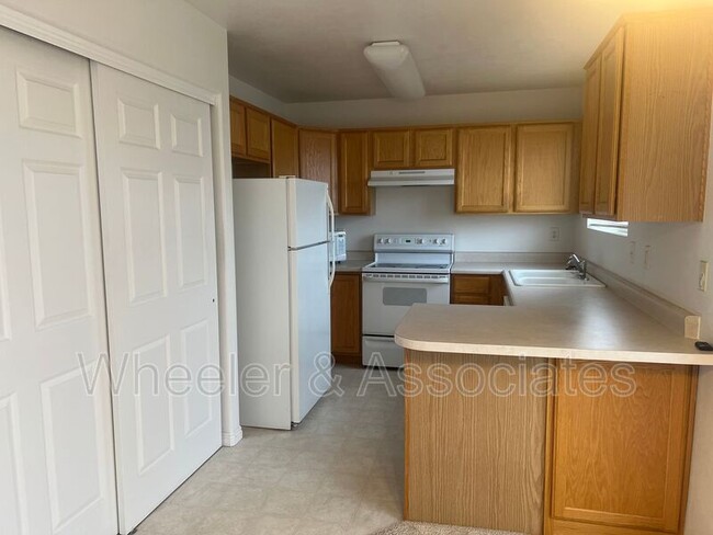 4164 W 5075 S in Roy, UT - Building Photo - Building Photo