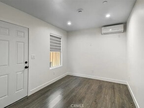 8140 Louise Ave in Los Angeles, CA - Building Photo - Building Photo