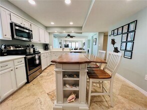 10200 S Ocean Dr in Jensen Beach, FL - Building Photo - Building Photo