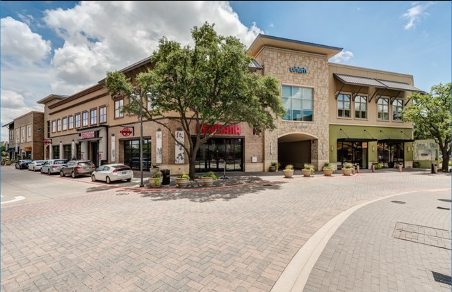 Legacy North in Plano, TX - Building Photo - Building Photo