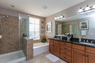 15550 S 5th Ave-Unit -UNIT 122 in Phoenix, AZ - Building Photo - Building Photo