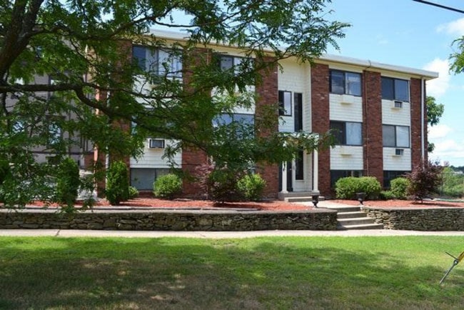 25 Waterman Ave