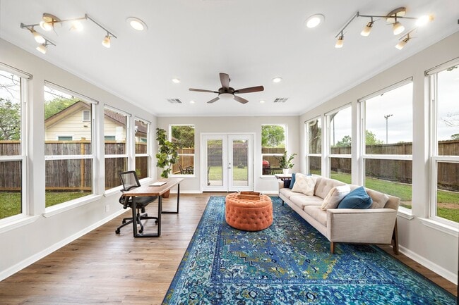 property at 5802 Effingham Dr