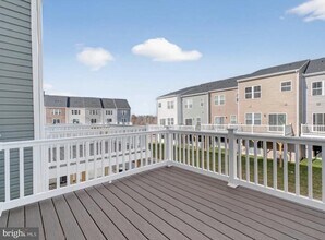 4945 DUNHAVEN Dr in Fredericksburg, VA - Building Photo - Building Photo