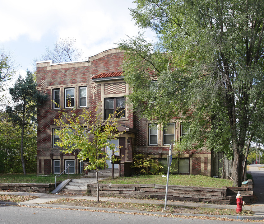 2653 Lyndale Ave N in Minneapolis, MN - Building Photo